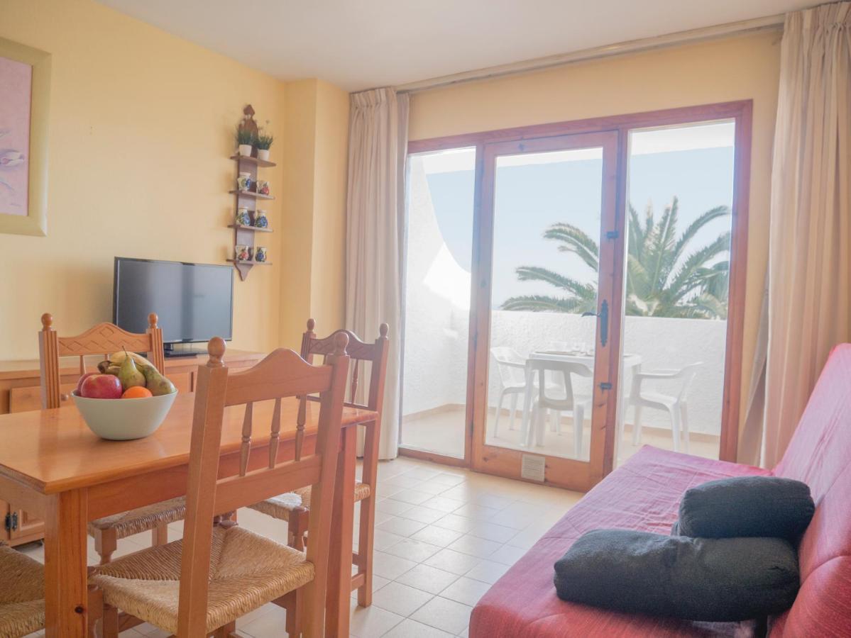 Residencial Playa Romana Apartment